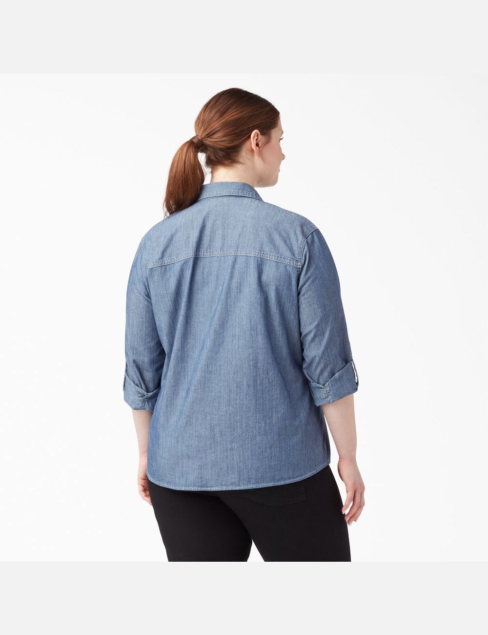 Hauts Dickies Plus Long Sleeve Chambray Roll-Tab Travail Bleu Clair | 834FBCMTX