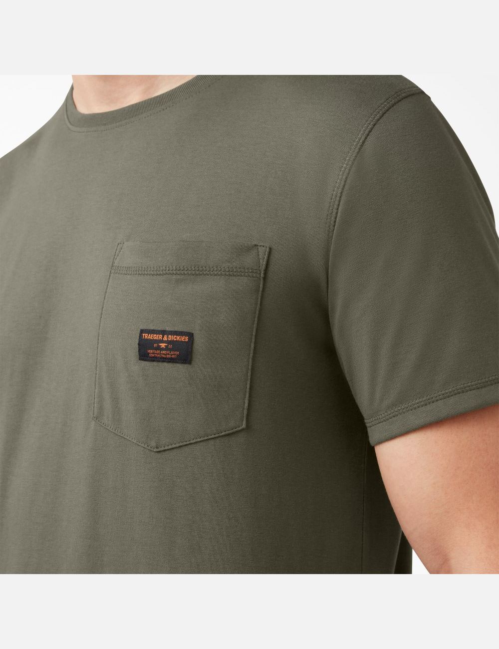 T Shirts Dickies Traeger x Ultimate Grilling Vert | 671QXFHZK